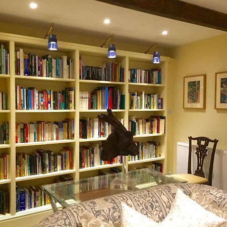 The Coach House Villa Austwick Bagian luar foto
