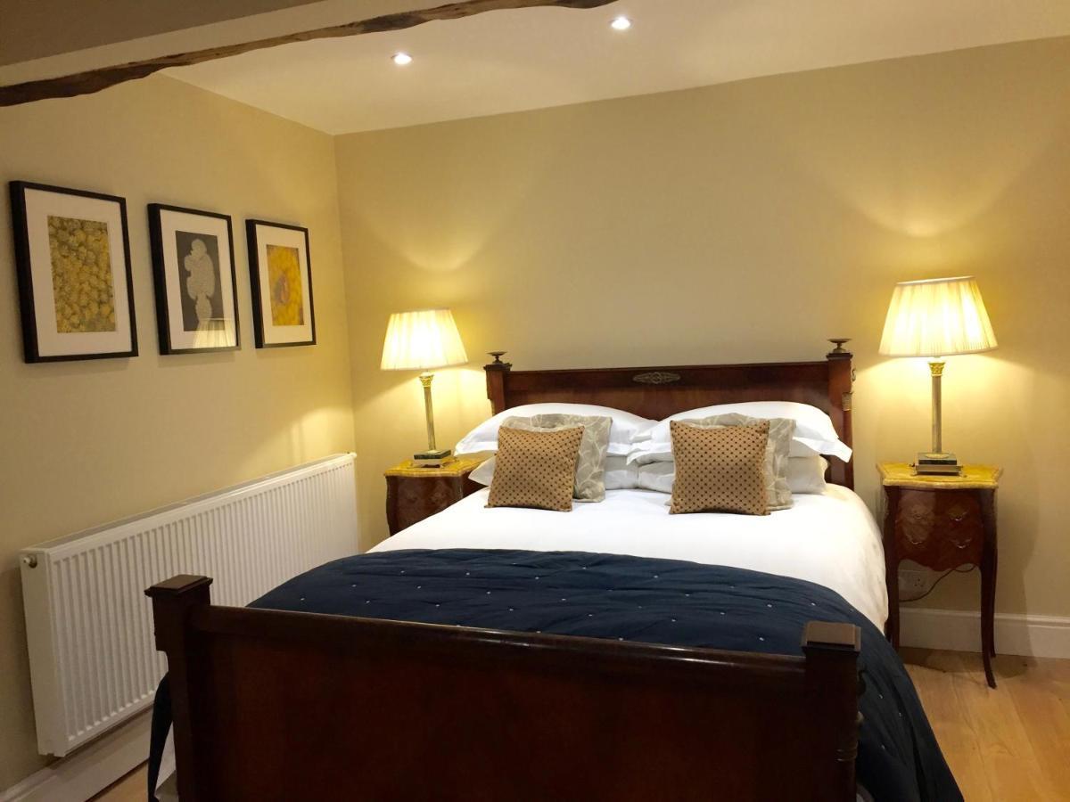 The Coach House Villa Austwick Bagian luar foto